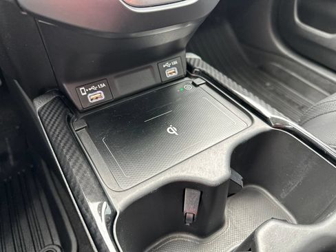 Used 2021 Honda CR-V Touring image 25