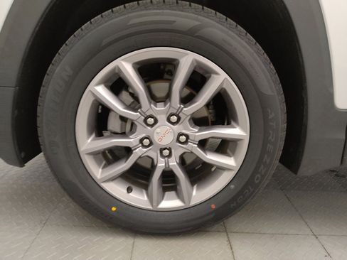 Used 2022 GMC Terrain SLT AWD/4WD image 31