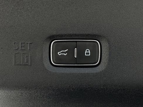 Used 2025 Ford Expedition Platinum AWD/4WD image 30