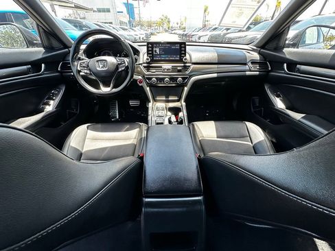 Used 2022 Honda Accord Sport image 16