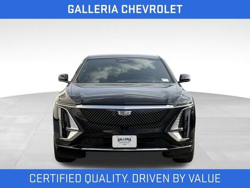 Certified 2024 Cadillac Lyriq Tech RWD image 3