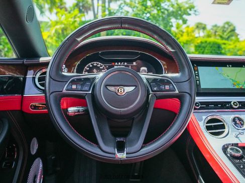 Used 2020 Bentley Continental GT V8 First Edition image 28