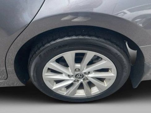 Used 2023 Toyota Camry LE FWD image 6