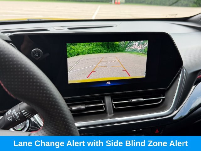Used 2025 Chevrolet Trax RS w/ Driver Confidence Package FWD image 10