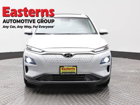 Used 2019 Hyundai Kona Limited image 2