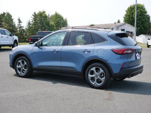 Certified 2025 Ford Escape ST-Line Select AWD/4WD image 3