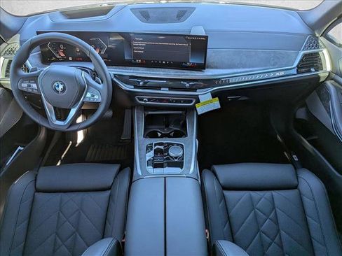 Used 2026 BMW X5 sDrive40i image 15