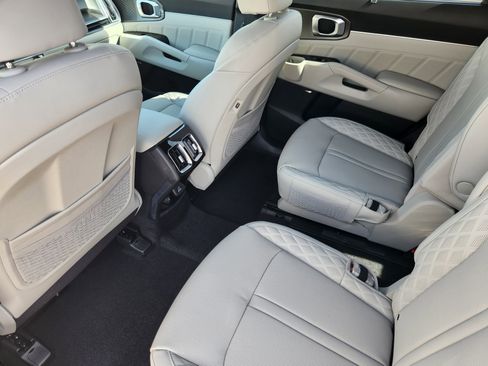 New 2026 Kia Sorento SX Prestige AWD/4WD image 9