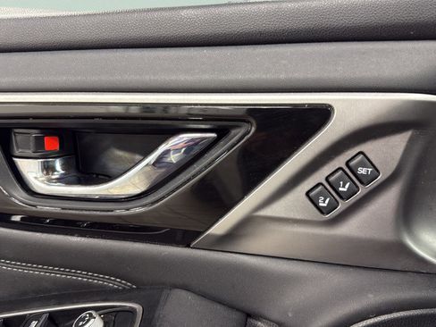 Used 2021 Subaru Outback Limited image 18