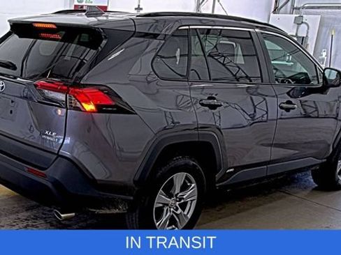 Used 2022 Toyota RAV4 XLE w/ XLE Grade Weather Package AWD/4WD image 1