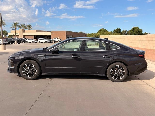 Used 2025 Hyundai Sonata SEL FWD image 10