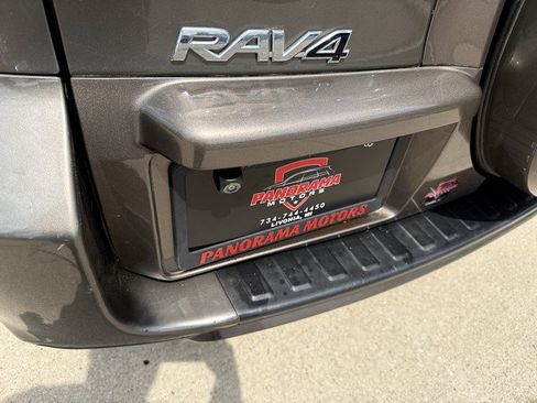 Used 2012 Toyota RAV4 4WD w/ Value Pkg image 40
