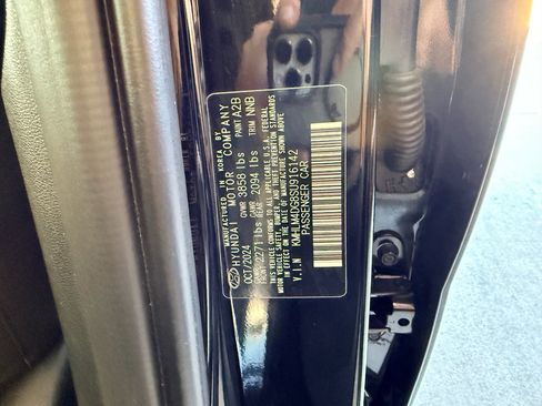 Used 2025 Hyundai Elantra Sport FWD image 26