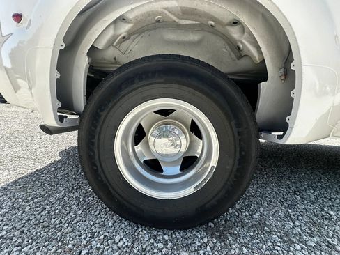 Used 1999 Ford F350 2WD Crew Cab DRW Super Duty image 58