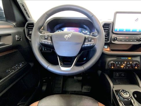 Certified 2024 Ford Bronco Sport Badlands w/ Premium Package image 4