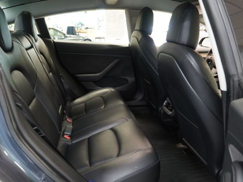 Used 2022 Tesla Model 3 Performance AWD/4WD image 30