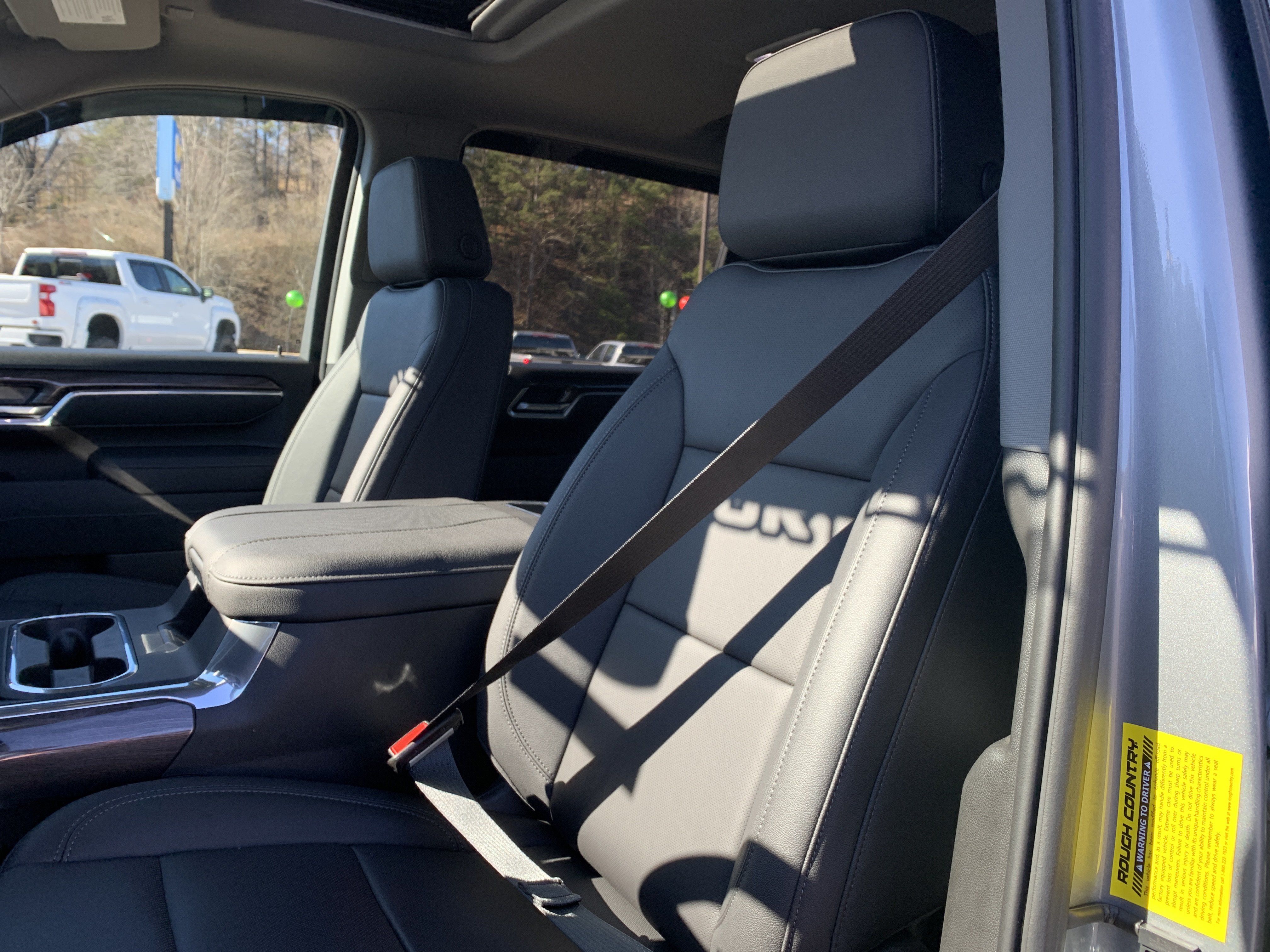 New 2025 Chevrolet Silverado 2500 LTZ w/ LTZ Premium Package AWD/4WD image 14