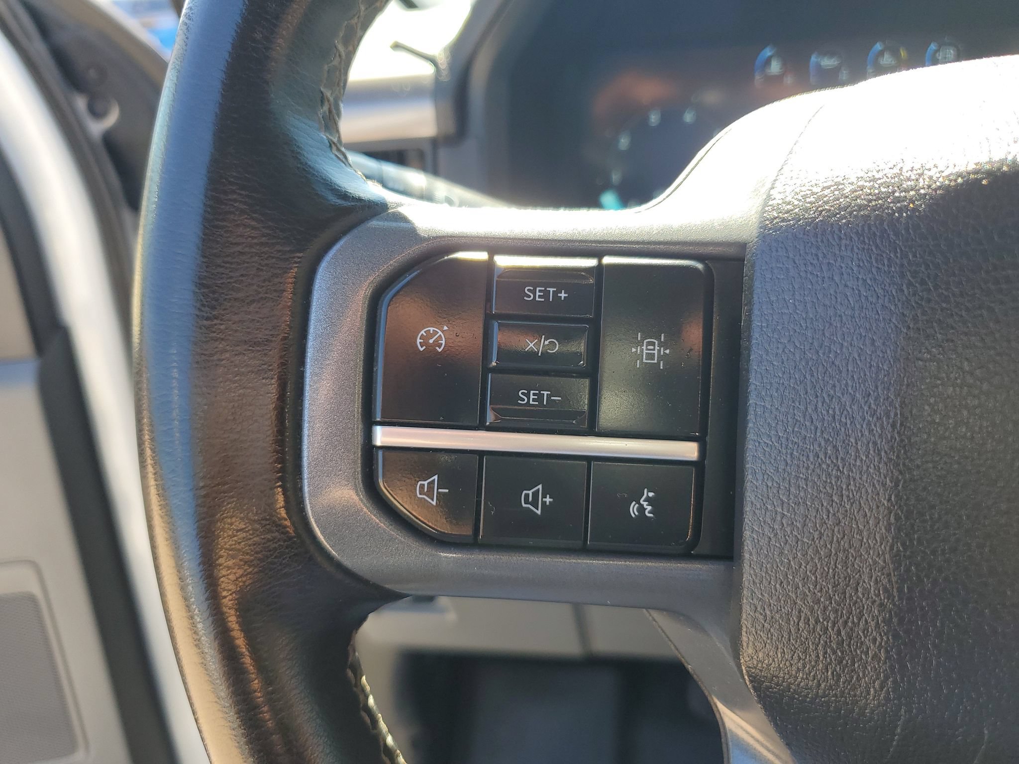 Used 2024 Ford F150 XLT AWD/4WD image 19