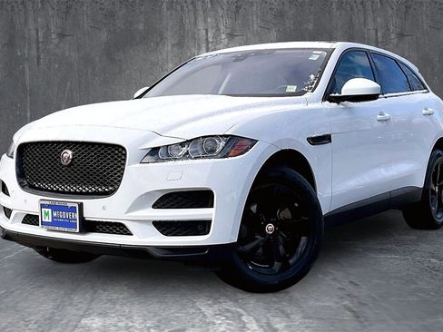 Used 2020 Jaguar F-PACE Premium image 1