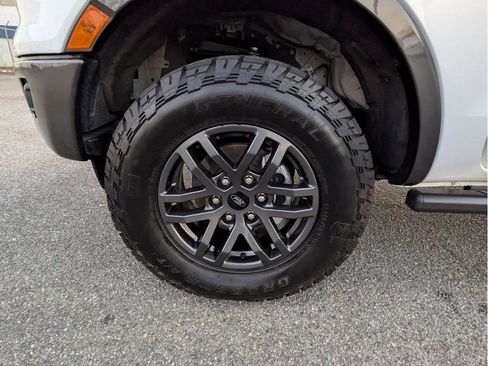 Certified 2022 Ford Ranger Lariat w/ Tremor Off-Road Package image 31