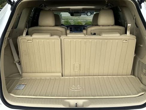 Used 2018 Toyota Highlander Limited image 27