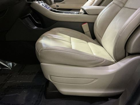 Used 2023 Lincoln Aviator Reserve w/ Elements Package Plus image 22