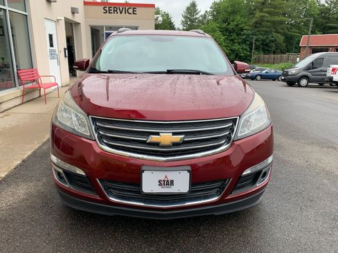 Used 2016 Chevrolet Traverse LT w/ Style and Technology Package AWD/4WD image 2