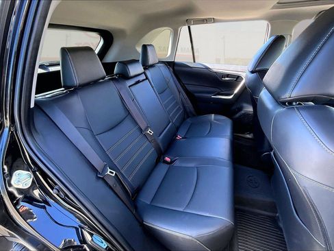 Used 2024 Toyota RAV4 XLE Premium image 25