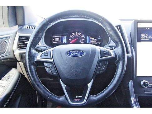 Certified 2022 Ford Edge ST image 14