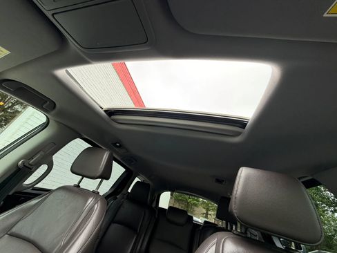 Used 2019 Honda Odyssey EX-L image 29
