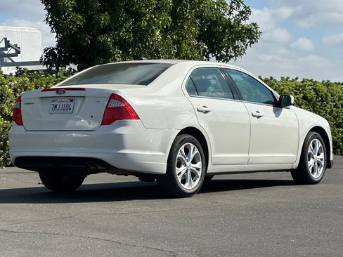 Used 2012 Ford Fusion SE image 4