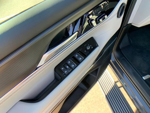 New 2026 Jeep Grand Wagoneer L Summit AWD/4WD image 11