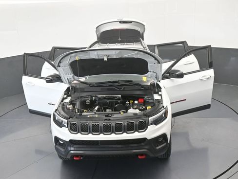 Used 2023 Jeep Compass Trailhawk image 73
