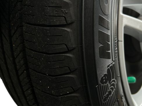 Used 2018 Audi Q5 2.0T Premium AWD/4WD image 48