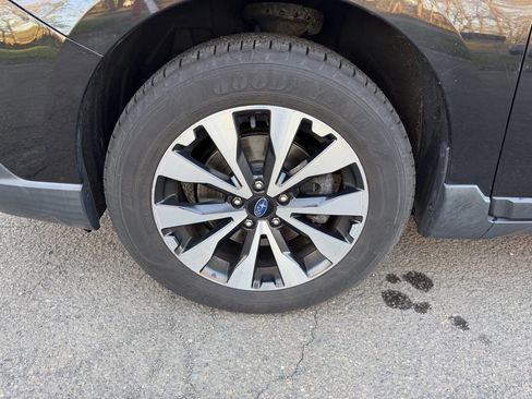 Used 2017 Subaru Outback 3.6R Limited AWD/4WD image 30