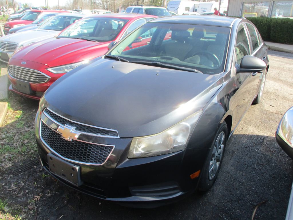 Used 2012 Chevrolet Cruze LS w/ Connectivity Package FWD image 1