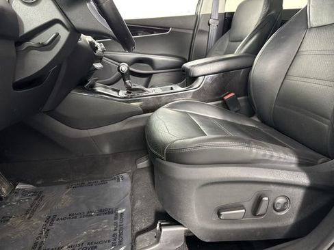 Used 2017 Kia Sorento EX AWD/4WD image 19