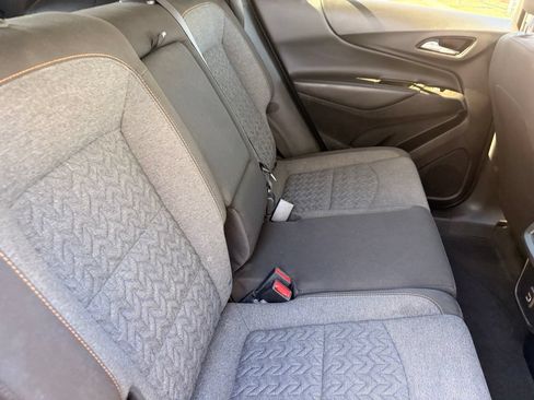 Used 2023 Chevrolet Equinox LT FWD image 10