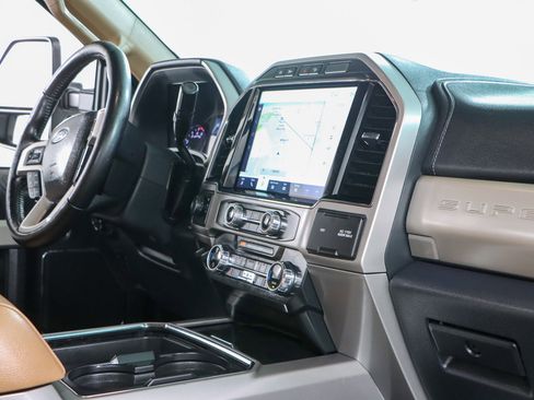 Used 2022 Ford F250 Lariat w/ Lariat Ultimate Package image 27