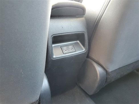 Used 2024 Toyota Corolla LE image 13