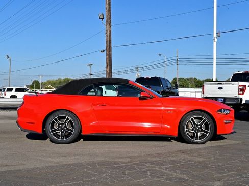Used 2020 Ford Mustang GT Premium image 3