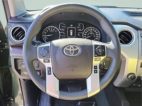 Used 2021 Toyota Tundra Limited w/ Limited Premium Package AWD/4WD image 17