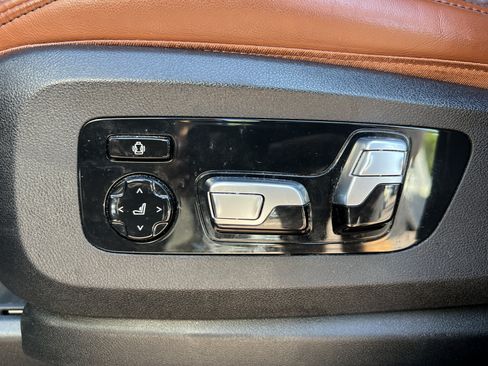 Used 2021 BMW X5 M50i w/ Executive Package AWD/4WD image 38