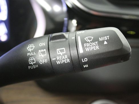 Used 2024 Jeep Grand Cherokee L Summit w/ Advanced Protech Group IV image 31