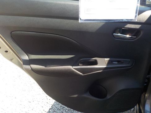 Used 2021 Nissan Versa SV image 20