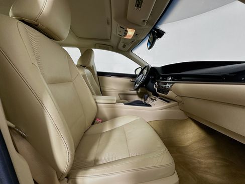 Used 2013 Lexus ES 350 image 32