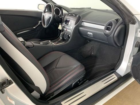 Used 2008 Mercedes-Benz SLK 280 image 31