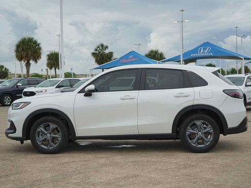 New 2026 Honda HR-V LX image 3
