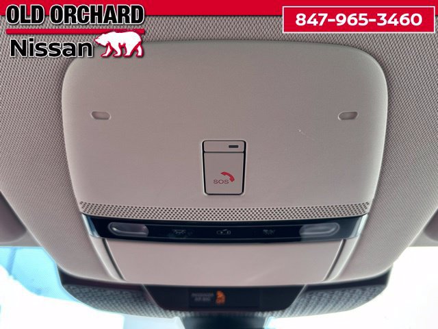 Used 2023 Nissan Ariya AWD image 18