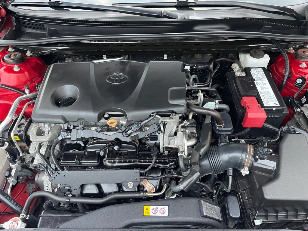 Used 2020 Toyota Camry SE FWD image 33